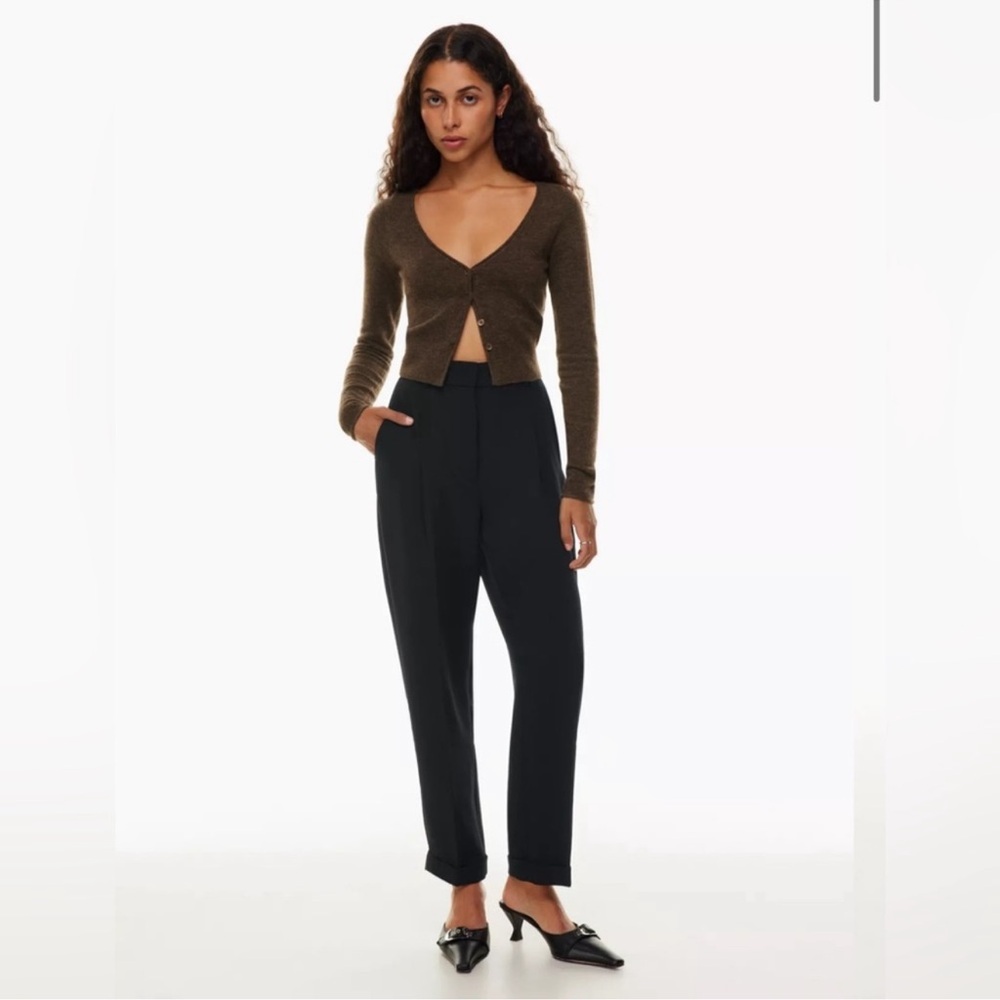 Aritzia Wilfred Dashwood Pant
Black
size 2